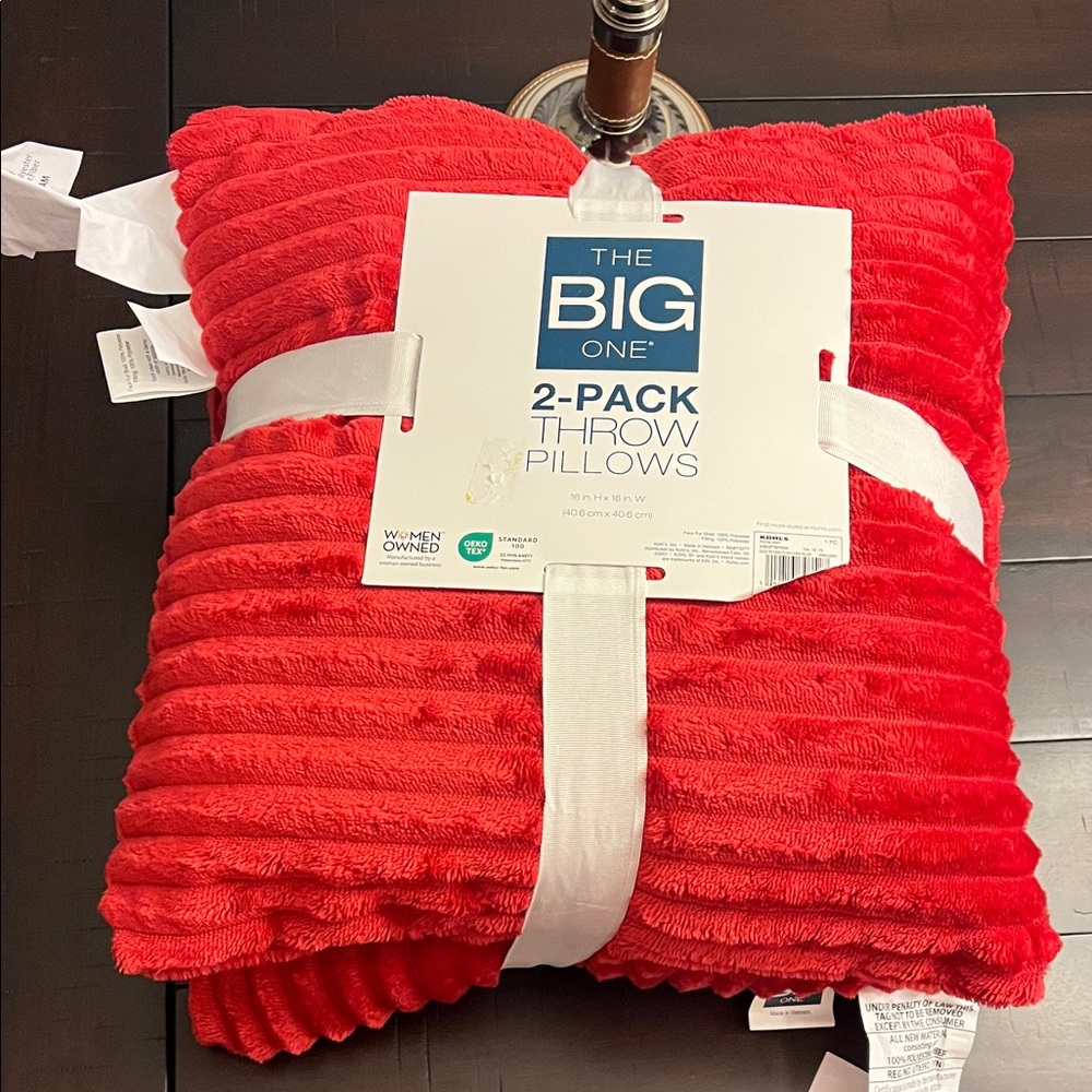 The Big One Faux Fur Throw Pillow X 2 new red 16”x16”